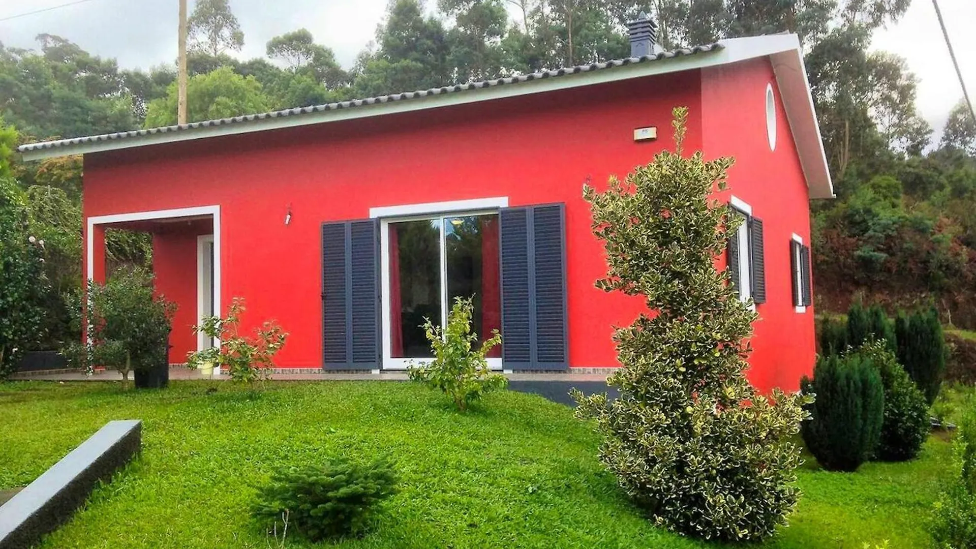 Spacious House In Santana With Terrace And Parking Included Portugal