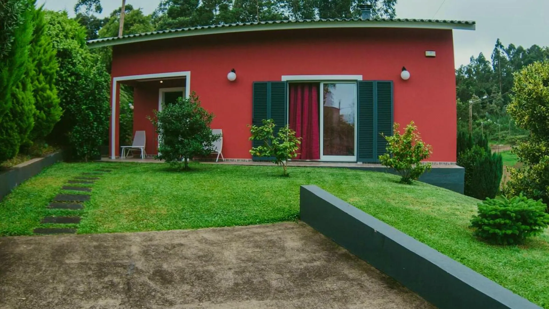 Holiday home Spacious House In Santana With Terrace And Parking Included Portugal
